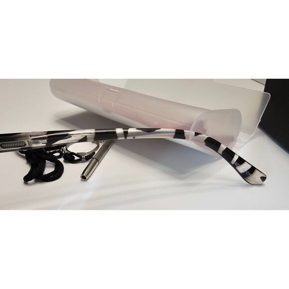 Occhi Chiari Womens Tortoiseshell Reading Glasses +6.00 With Case & Accessories - Picture 6 of 9